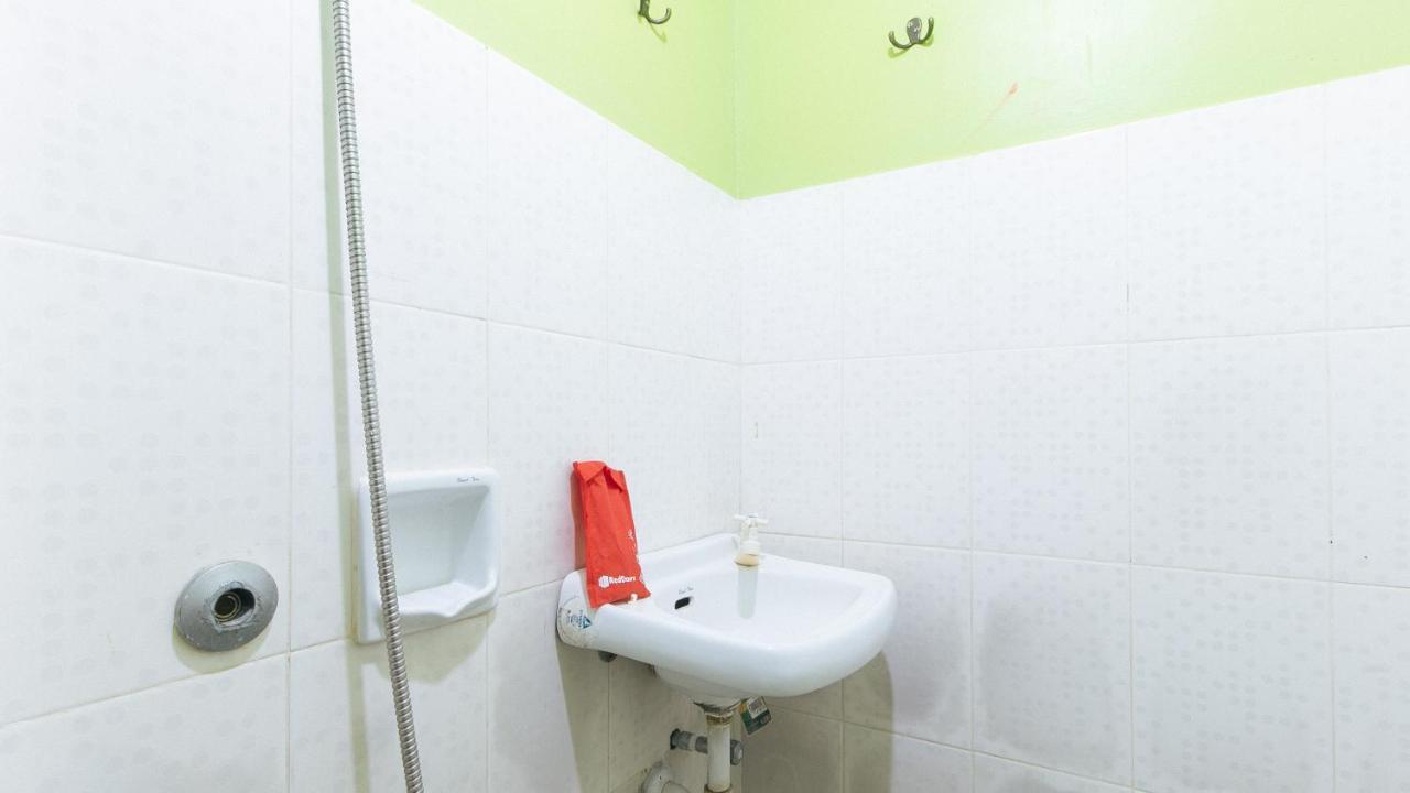 RedDoorz Plus near Municipality of Luisiana Laguna Esterno foto